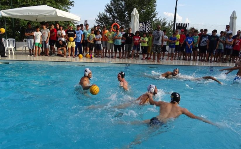 Η ανδρική ομάδα πόλο του ΠΑΟΚ στην κατασκήνωση της Μητροπόλεως στη Μακρυνίτσα